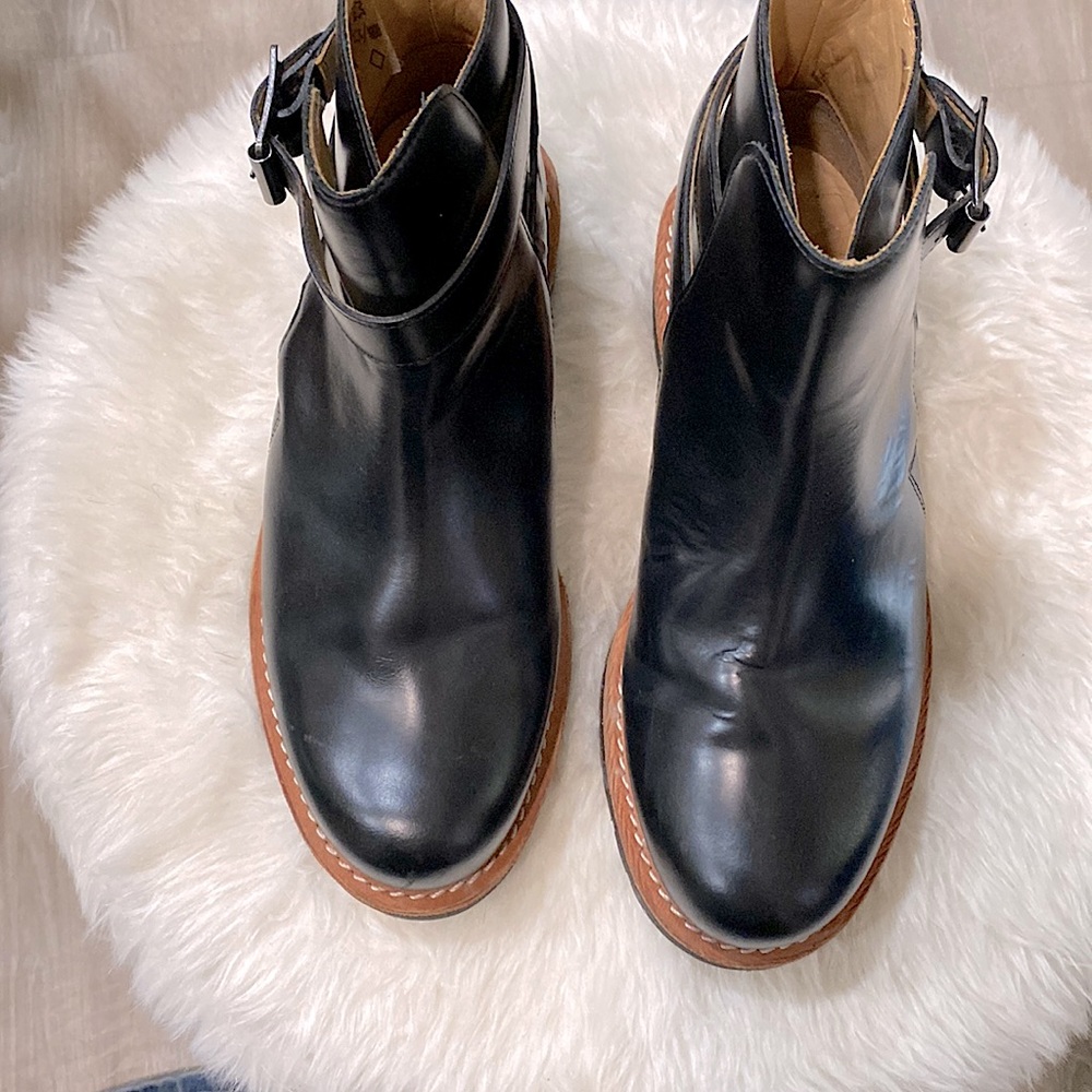 Dr. Martins men boots